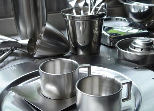 長期使用316不銹鋼餐具對(duì)人體有害嗎？